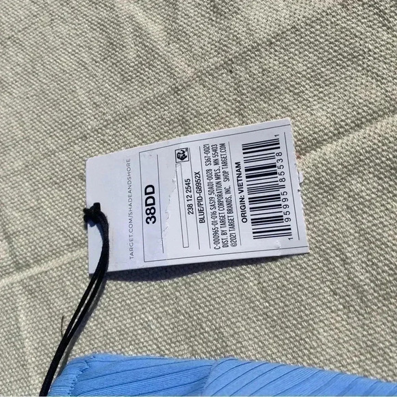 Wild fable, bikini, lavender blue top size 38D with white bottom size X - Picture 3 of 7